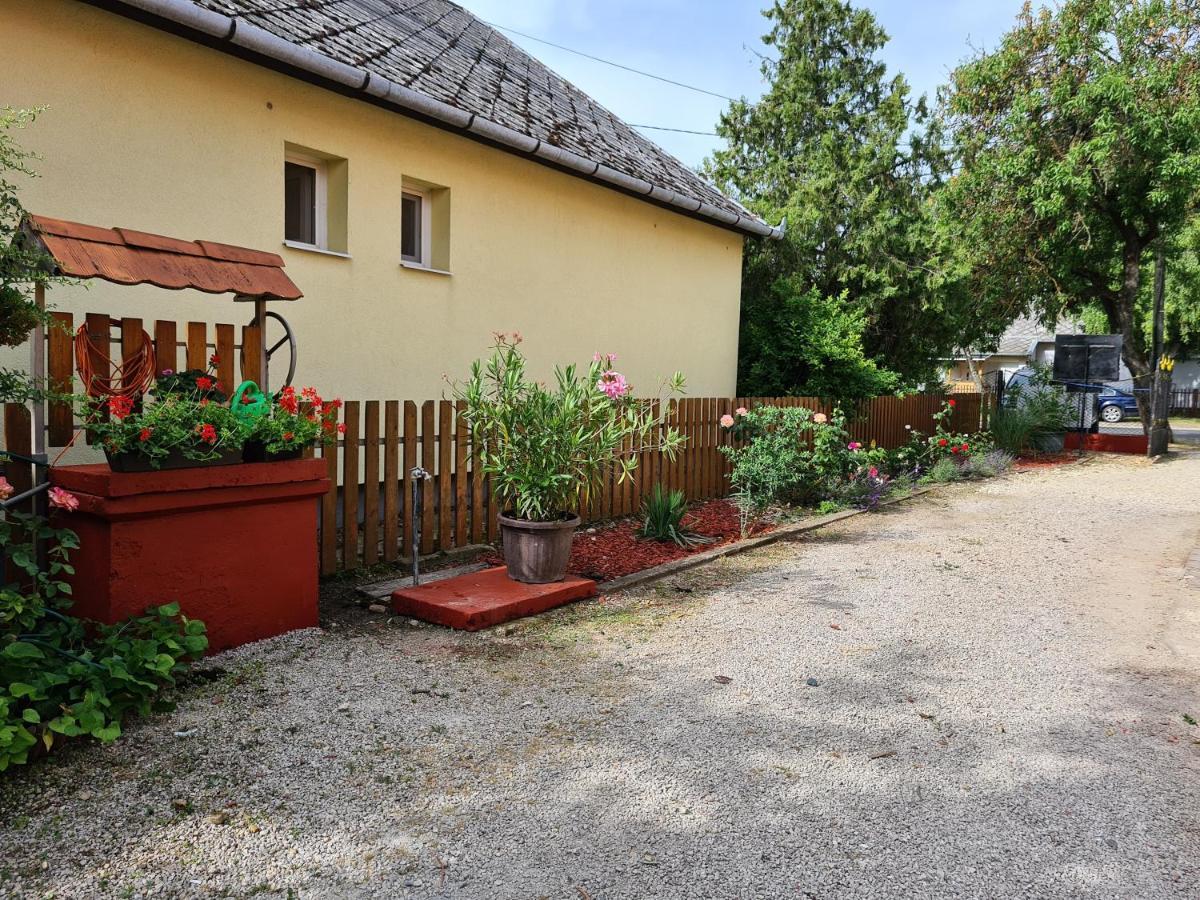Kriszta * Balatongyorok